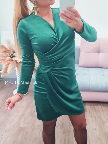 Elegantné zamatové šaty zelené 51297